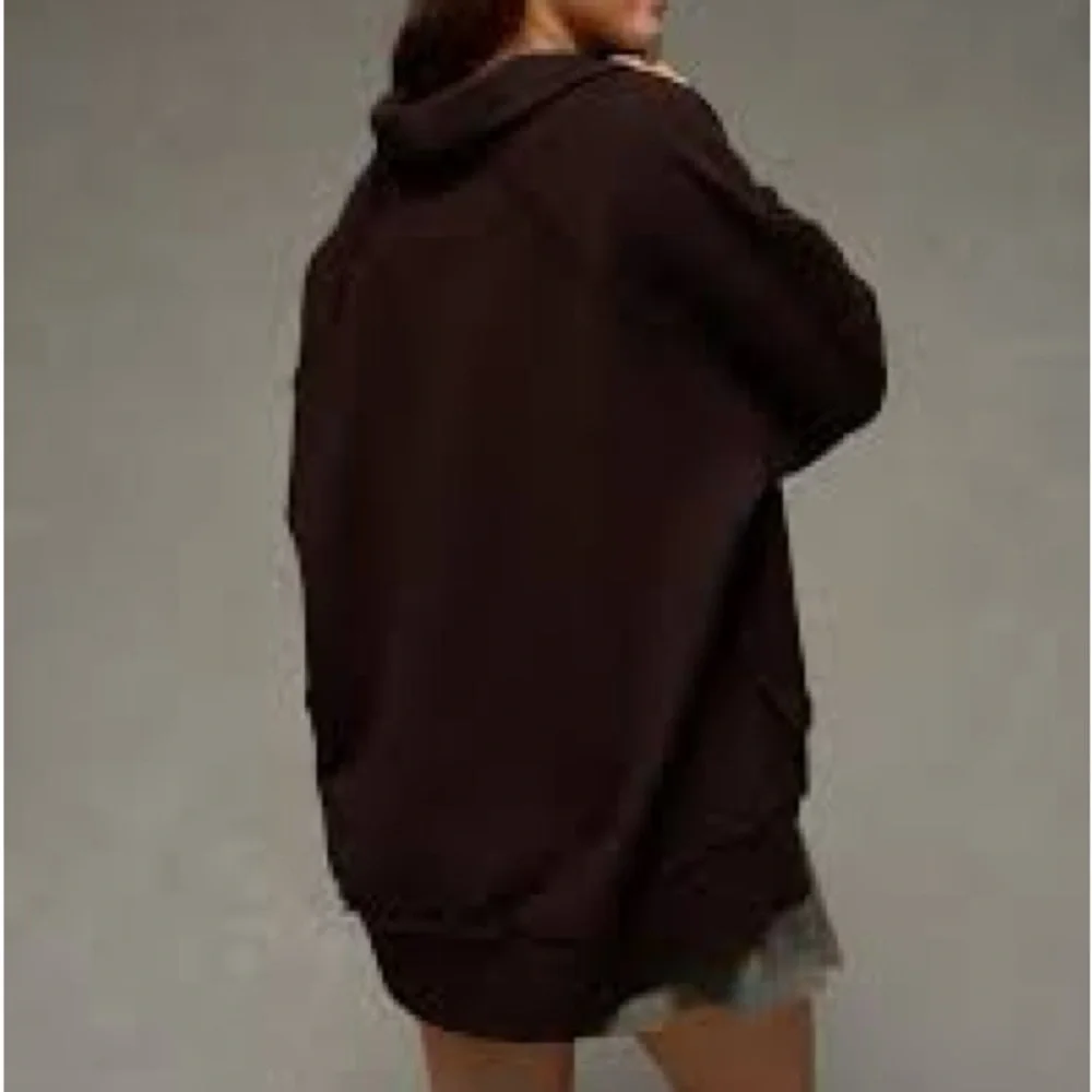 American Eagle big hug Henley sweatshirt dark brown - Picture 2 of 4